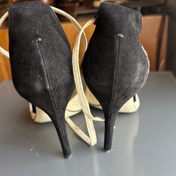 Gucci vintage Black and White Women\'s Heels. Italian size 40. Tom Ford Era. Sz 9 main image 3